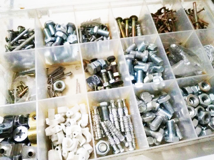 pengaruh logam sejarah